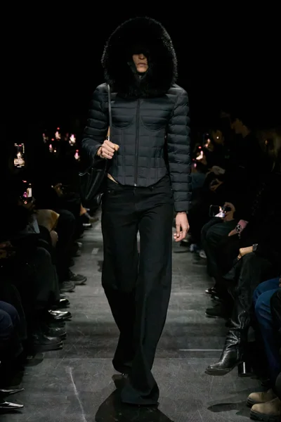 Look 34